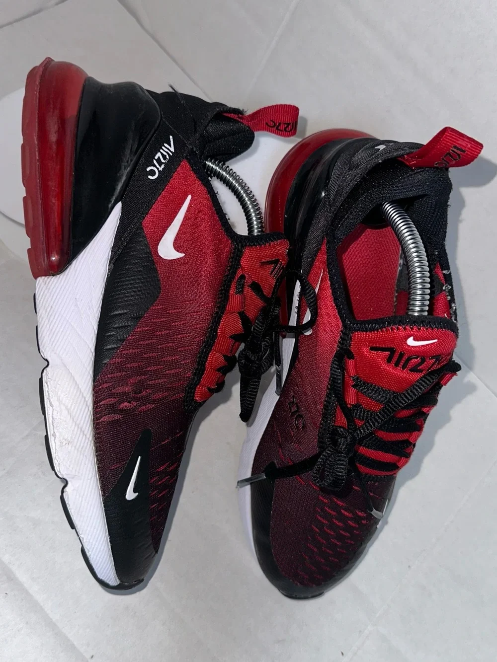 Nike Air Max 270 Running Shoes Gym Red 943345-603 /Womens Size 4.5Y